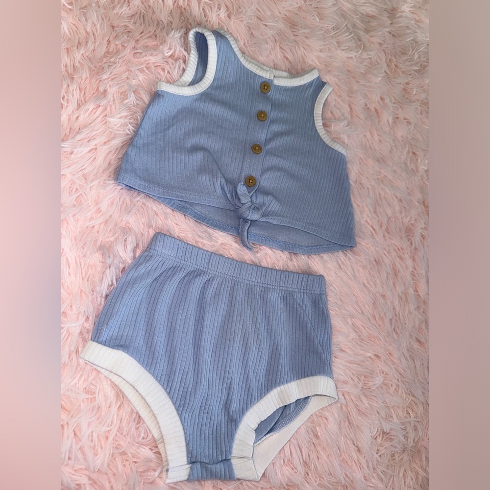 Cute little girl outfit!